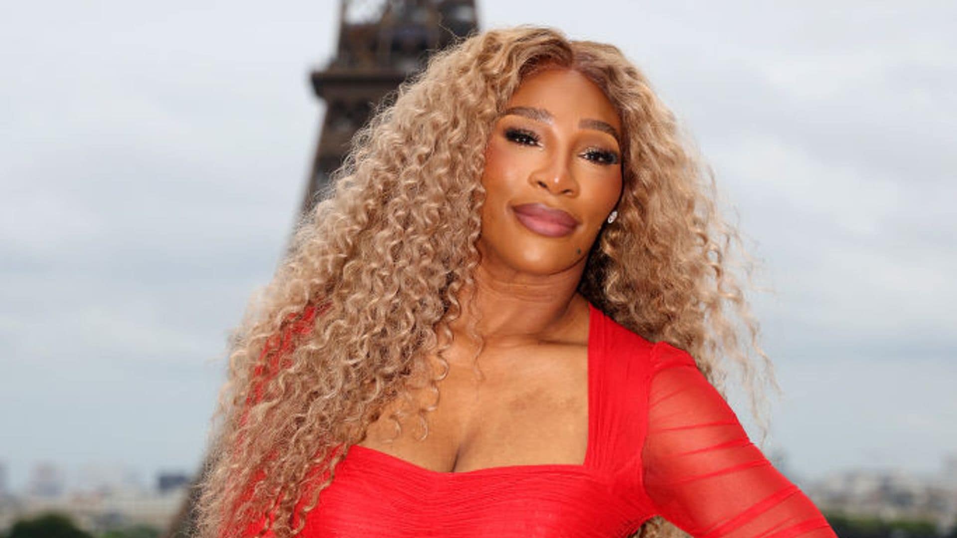 Restaurante en París se disculpa con Serena Williams tras negarle la entrada junto a sus hijas