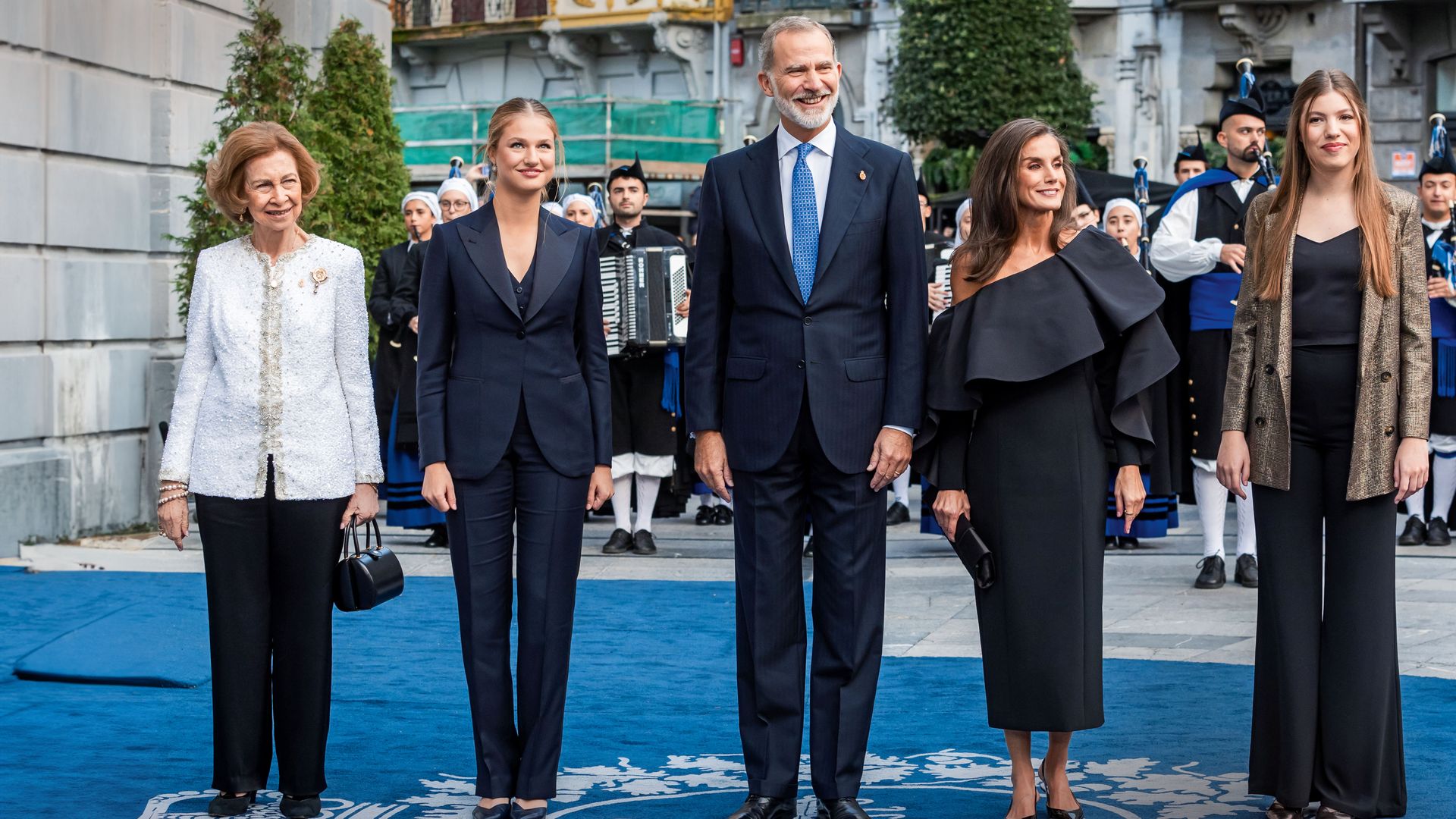 La reina Sofía, la princesa Leonor, los reyes Felipe y Letizia y la infanta Sofía