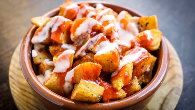 bravas adobestock