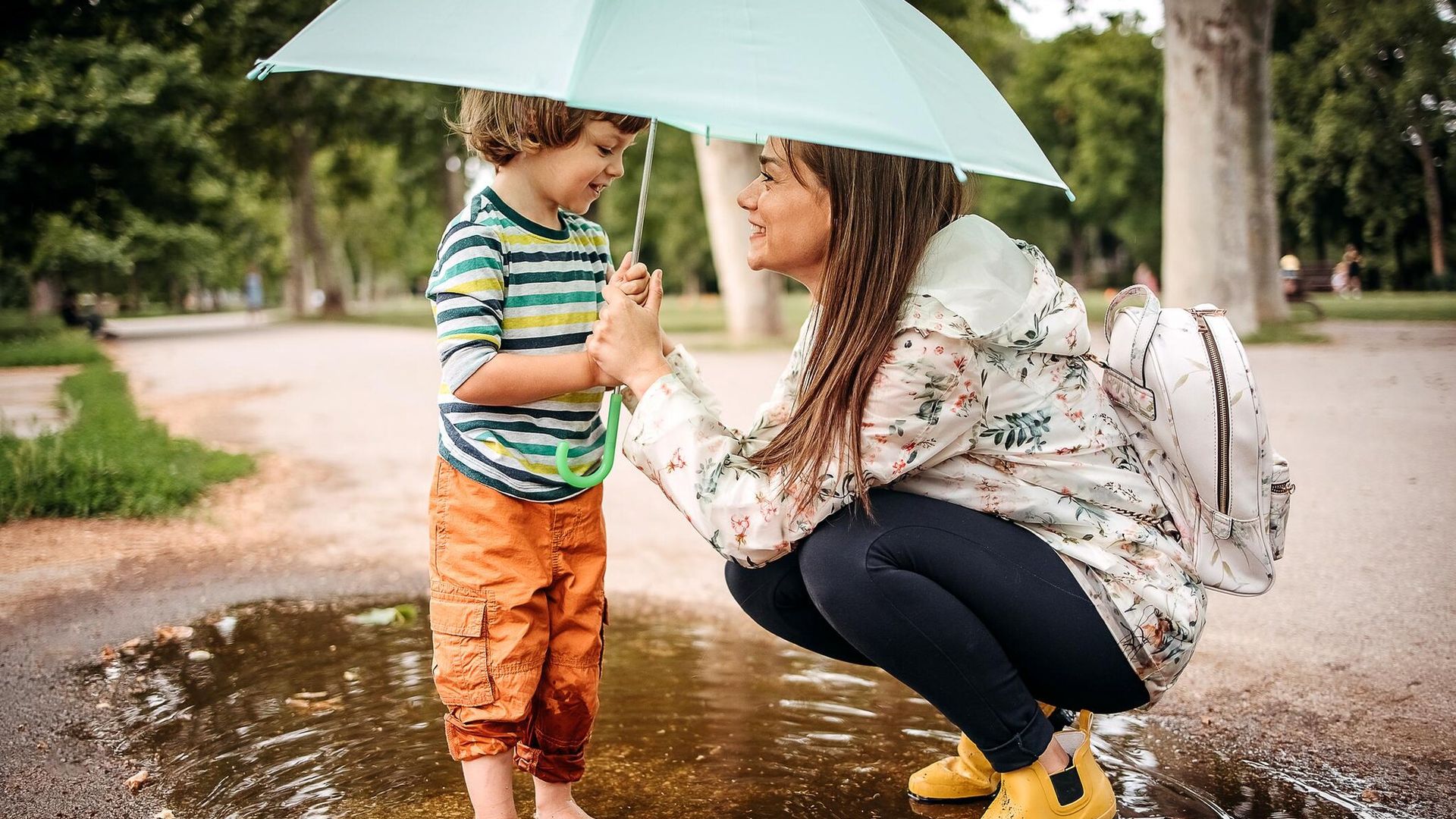 ¿Sabías que andar descalzo hace a tu hijo más inteligente?