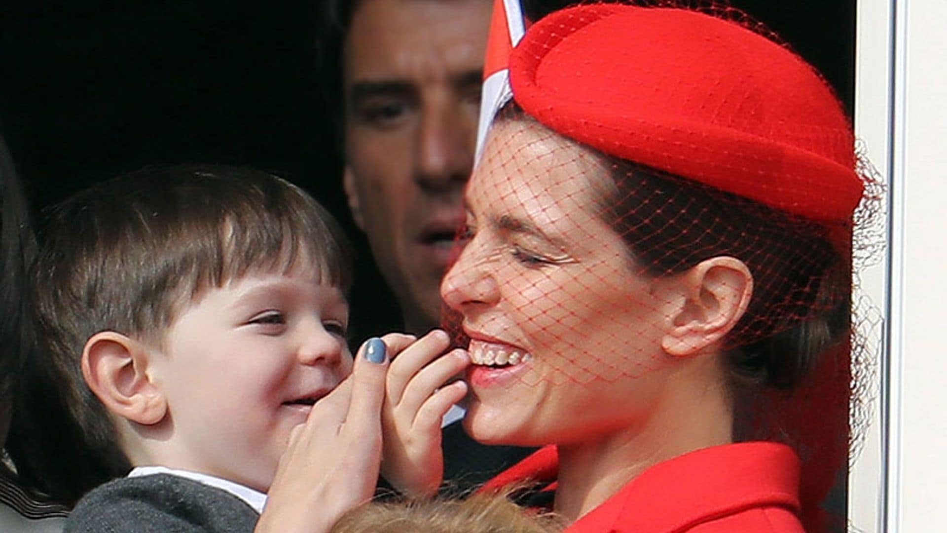 Los momentos más maternales de Carlota Casiraghi