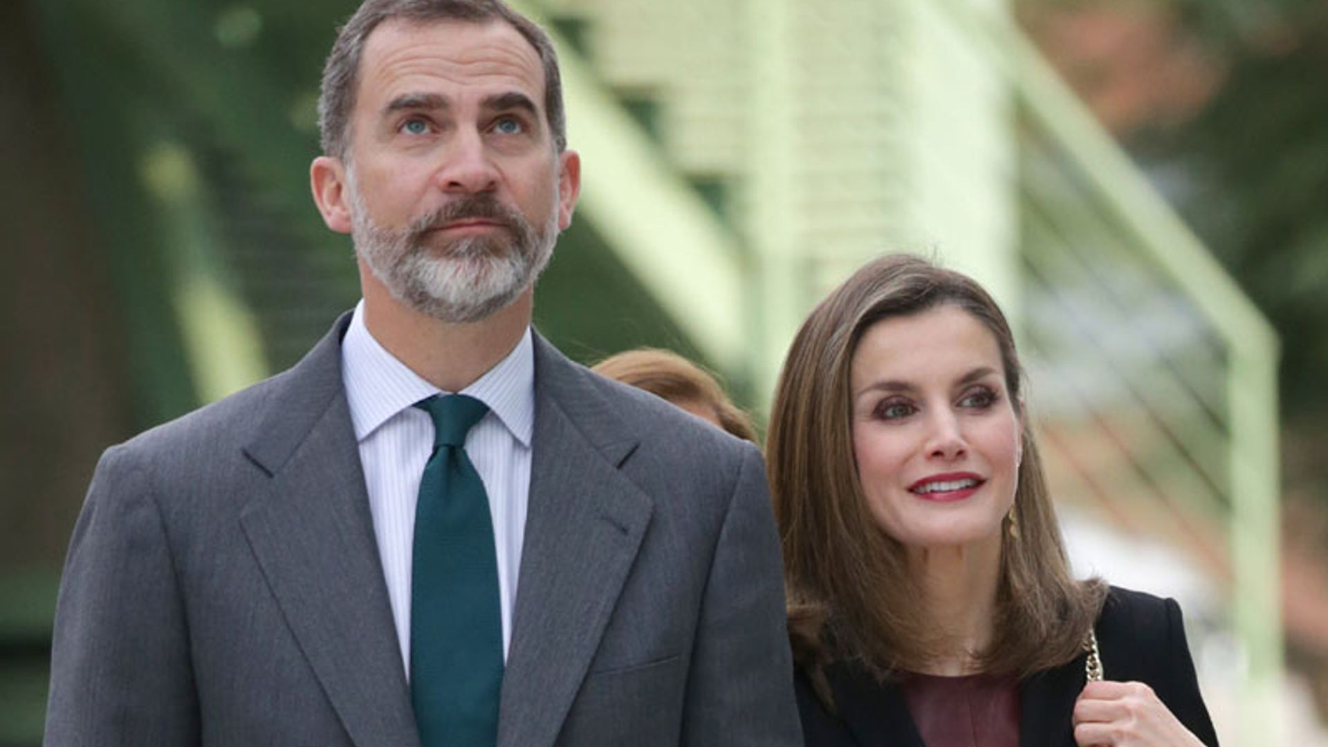 Paseos, monólogos, cena 'eco'... así ha sido la última salida madrileña de los reyes Felipe y Letizia