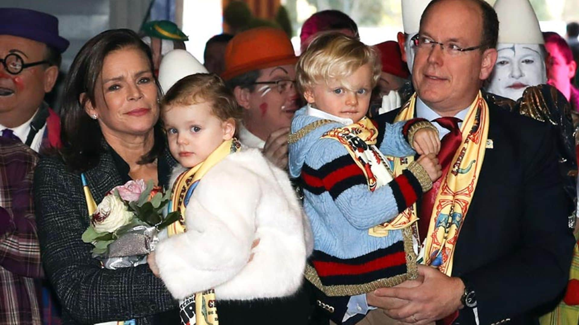 Jacques y Gabriella de Mónaco descubren la magia del circo