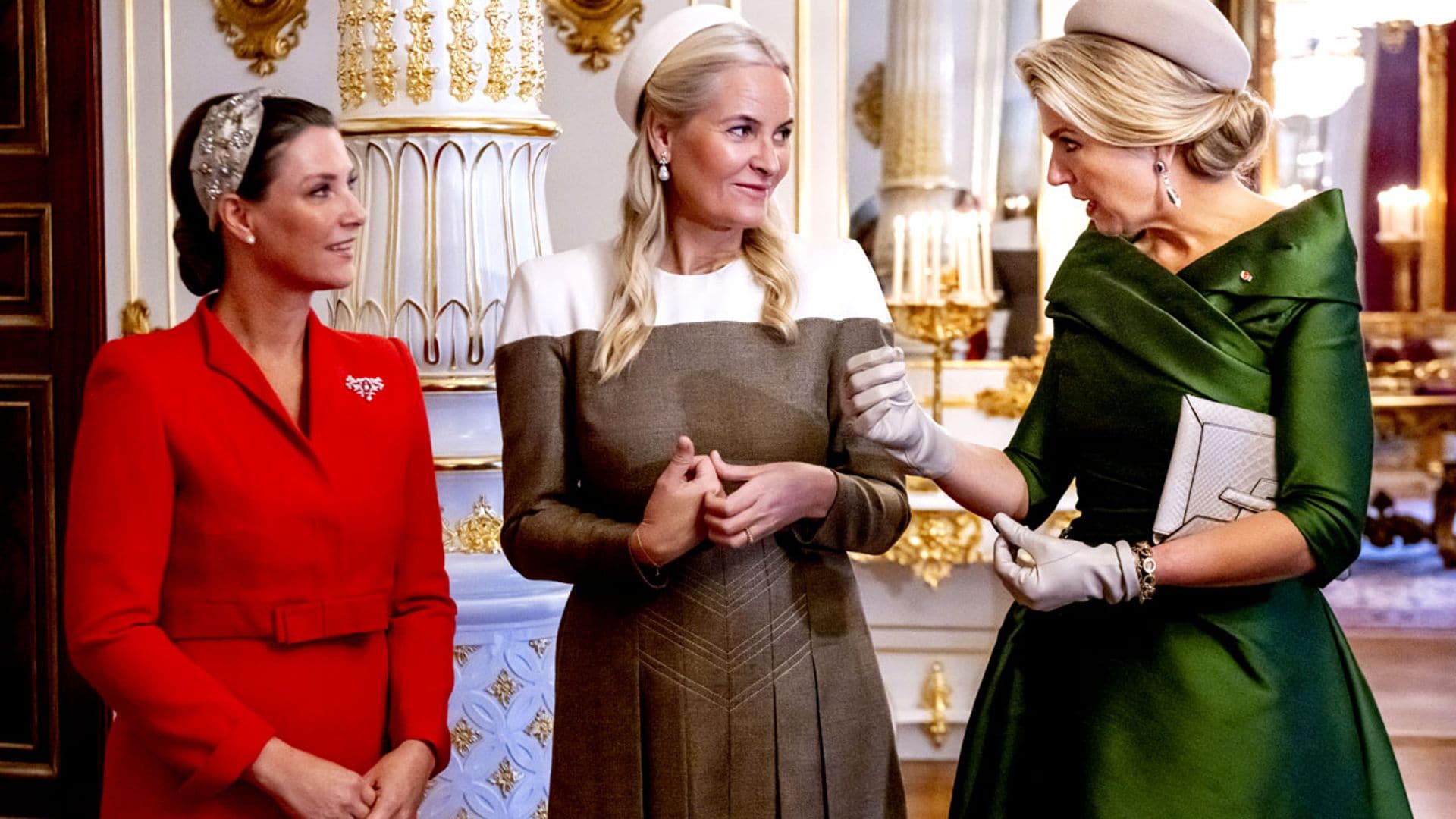 Marta Luisa de Noruega se une a la recepción de los reyes de Holanda marcada por la complicidad entre Máxima y las princesas