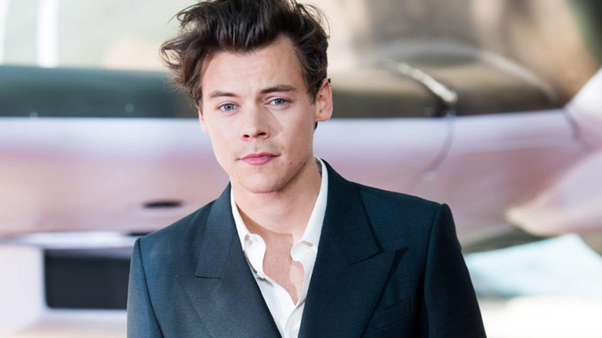 Tras los pasos de Beyoncé y Miley Cyrus, Harry Styles se viste de Palomo Spain