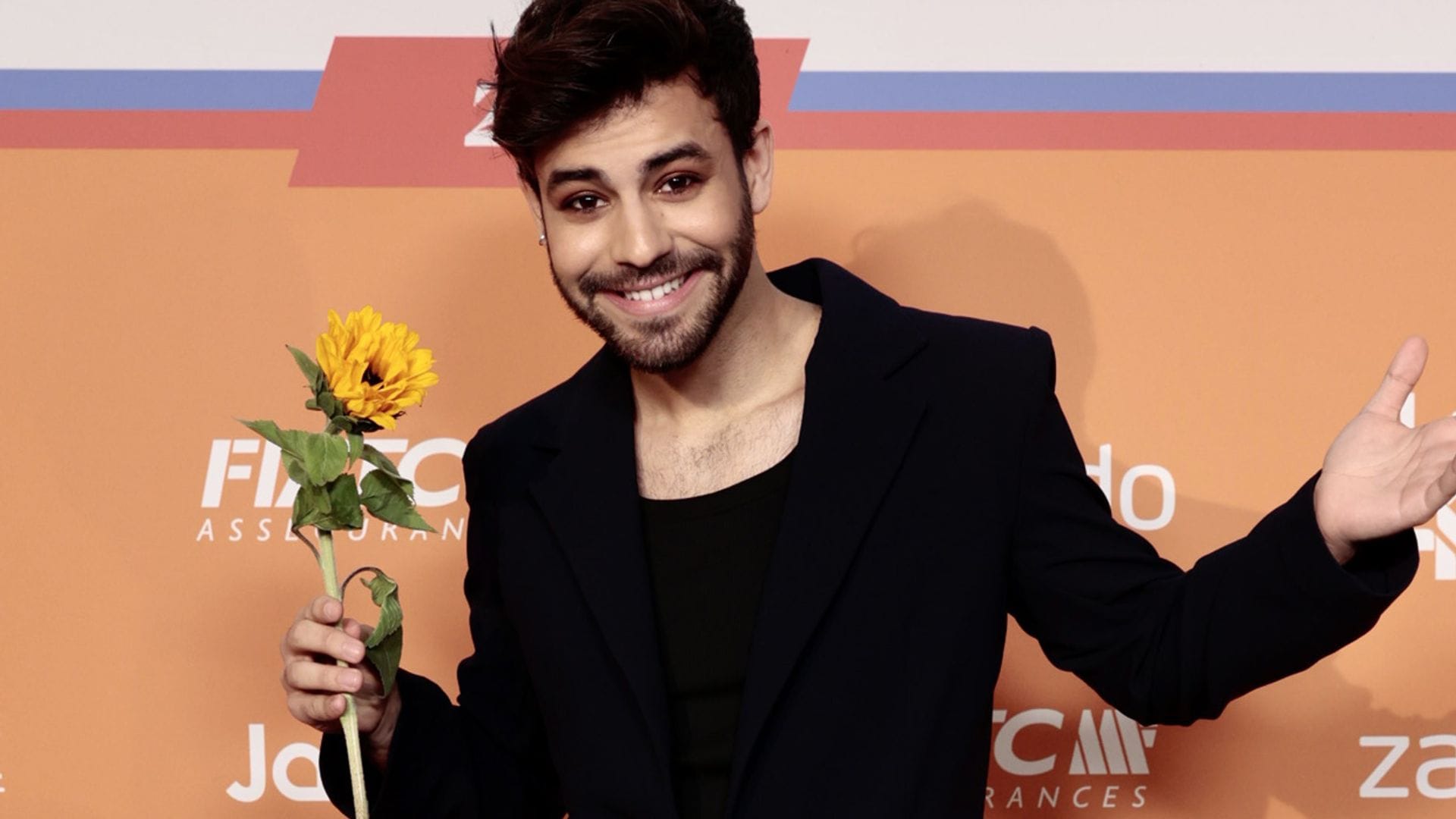 De su anécdota más curiosa en ‘Tu cara me suena’ a su colaboración soñada: Agoney responde a las 20 preguntas