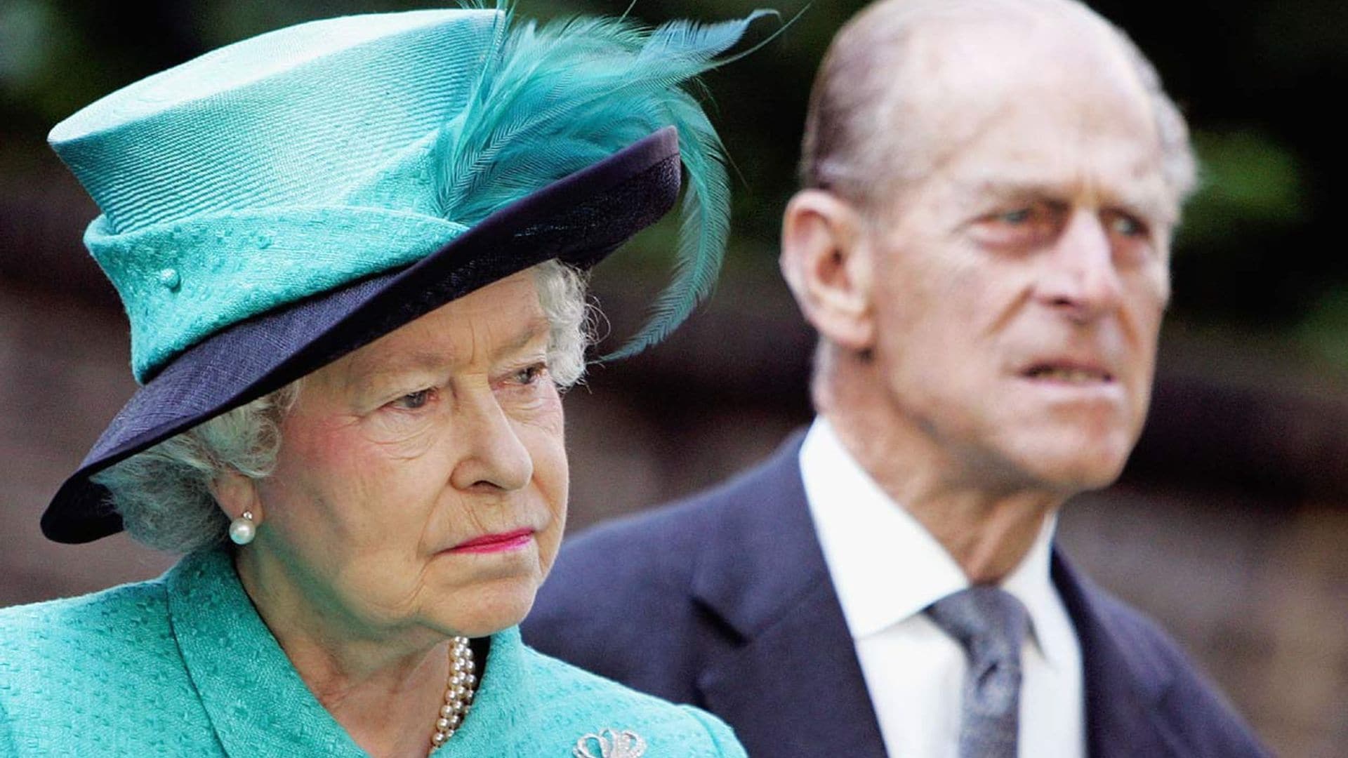 De la abdicación de Eduardo VIII a la 'huida' de Harry: los tsunamis que han sacudido a Isabel II