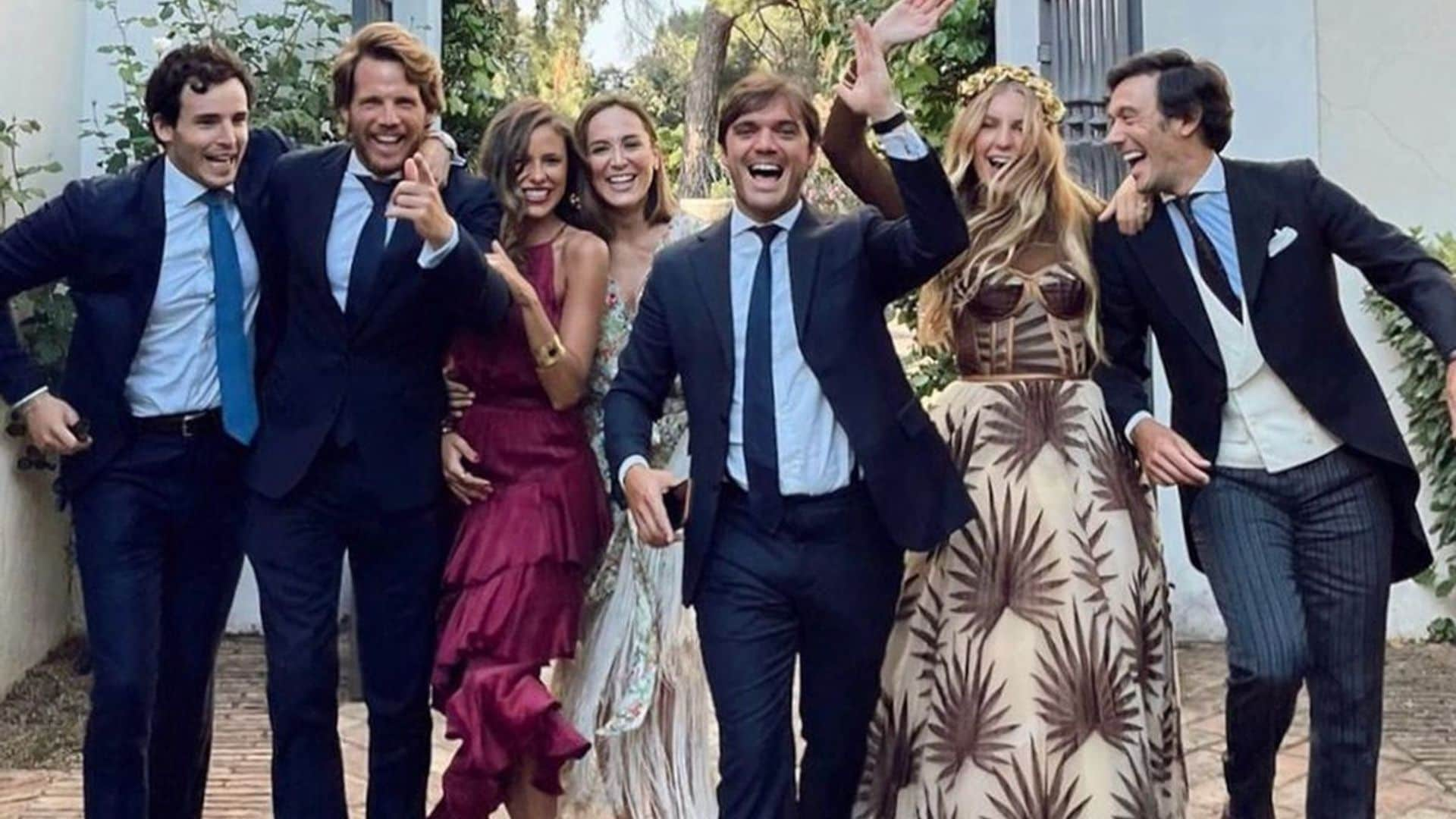 Tamara e Íñigo celebran su amor en la boda de unos amigos