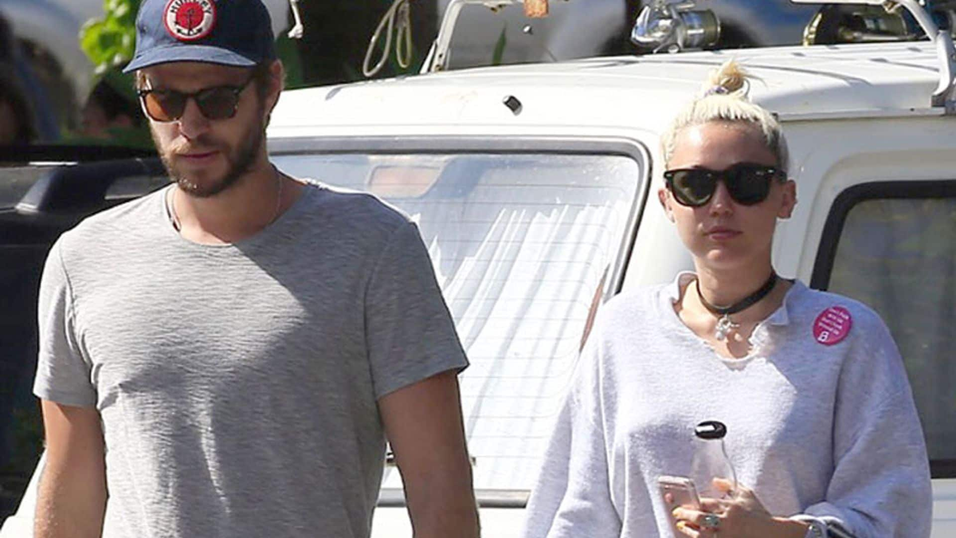 Miley Cyrus y Liam Hemsworth, vacaciones en Australia y... ¿boda este verano?