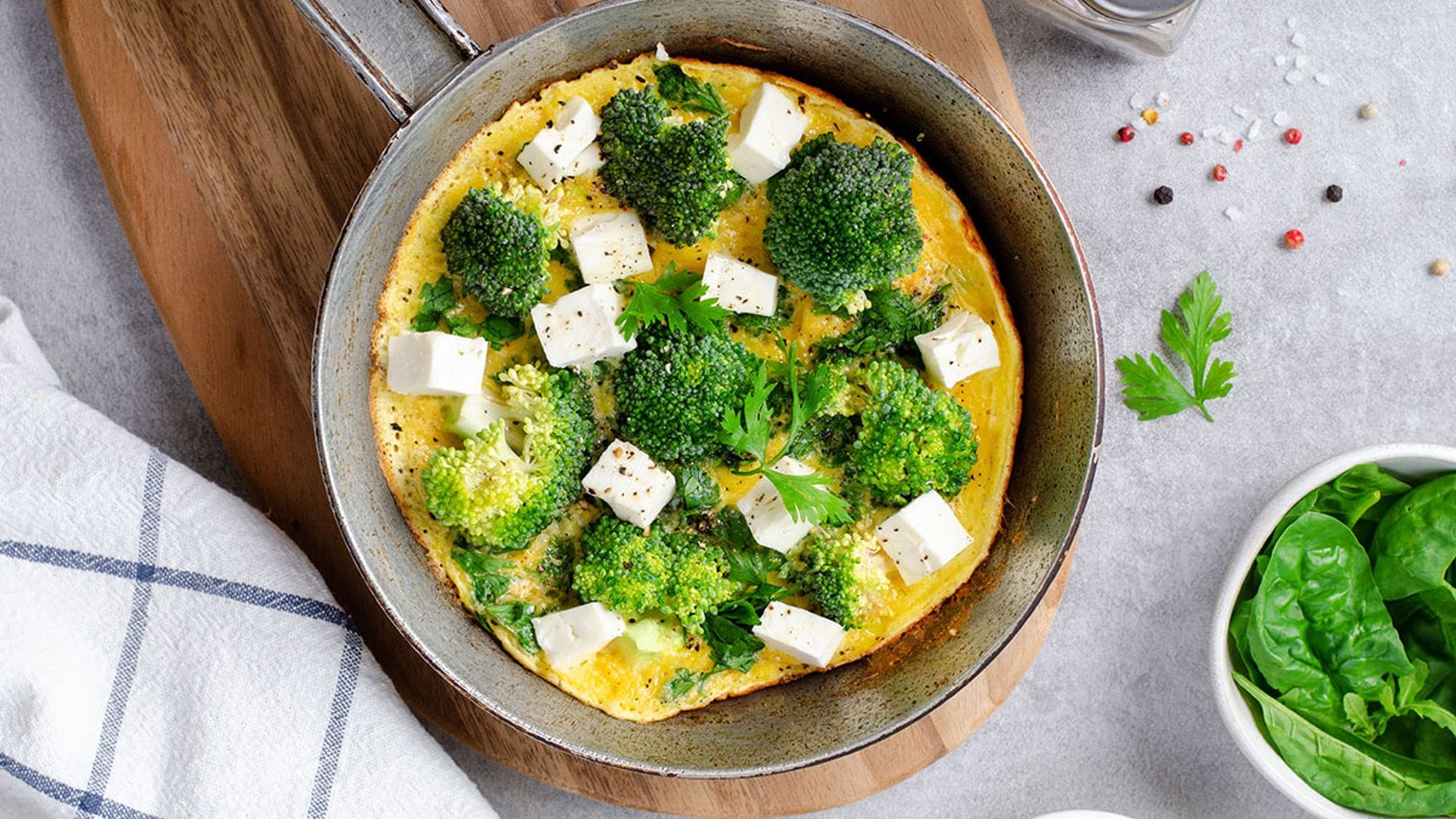 'Frittata' de brócoli y queso feta