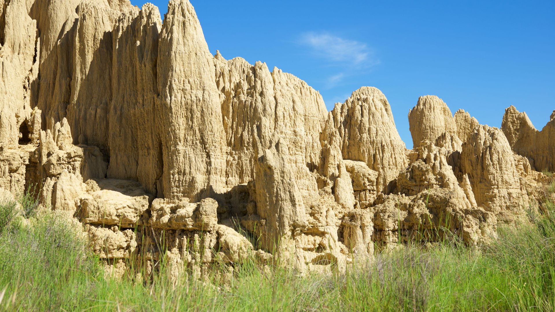 Aguarales de Valpalmas, un extraño paisaje lunar en Zaragoza