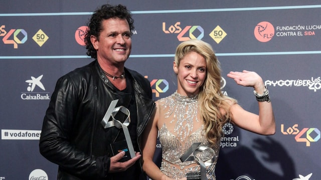 Carlos Vives y Shakira en Los 40 Music Awards 2016