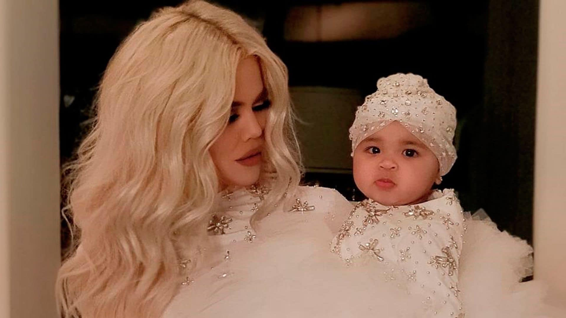 Khloé Kardashian es la más feliz en su papel como mamá y este video junto a True lo demuestra