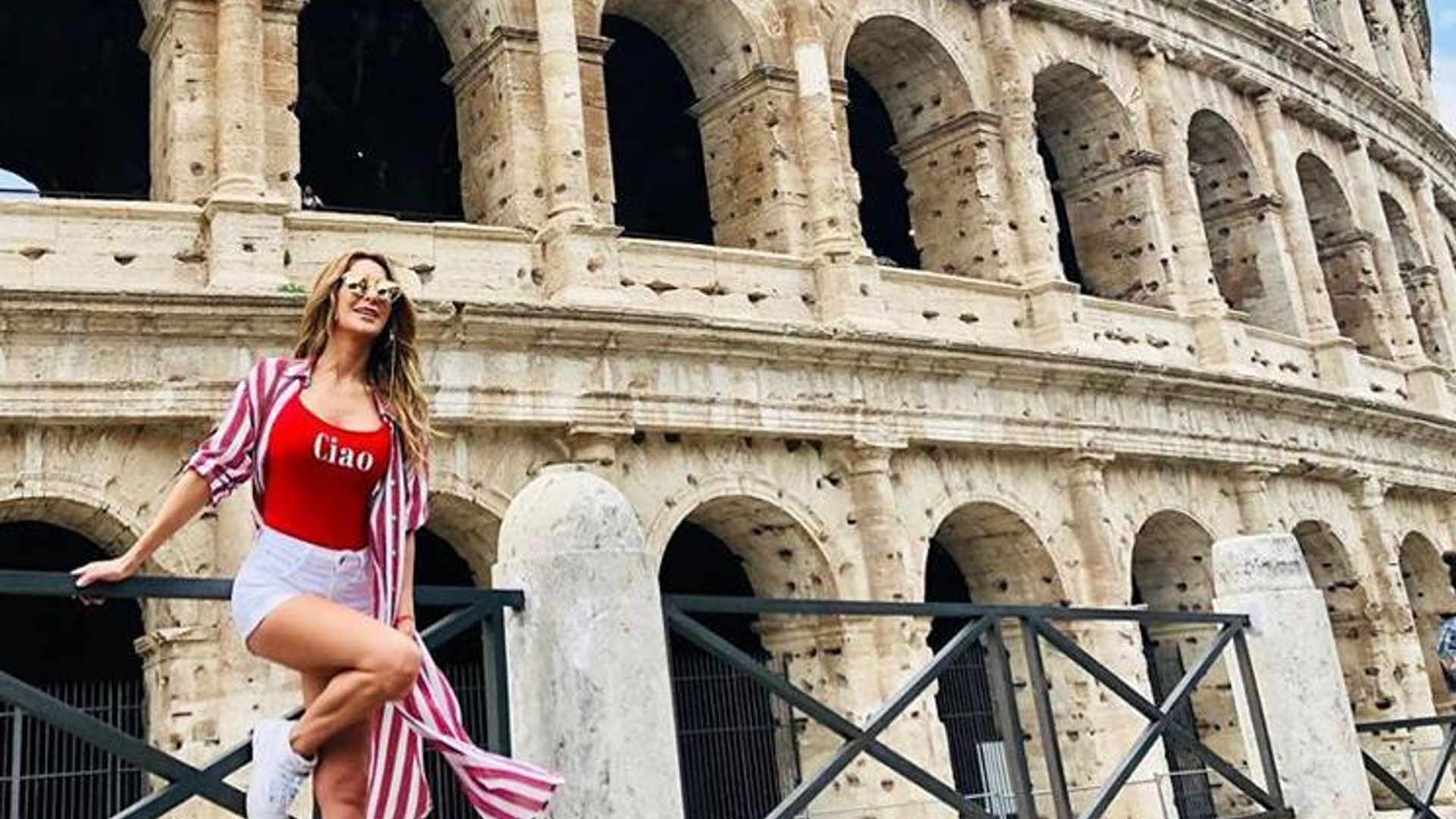 Geraldine Bazán disfruta de la belleza de Roma mientras sus hijas vacacionan con Gabriel Soto