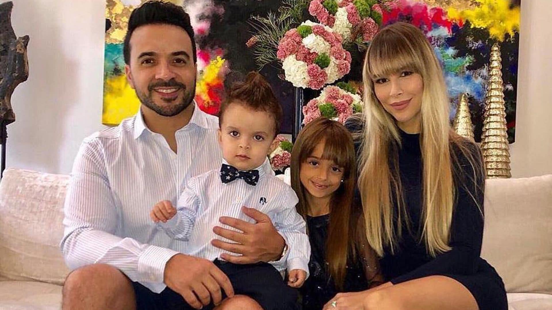 Luis Fonsi celebra por partida doble: Navidad y el cumple de sus hijos en Disney