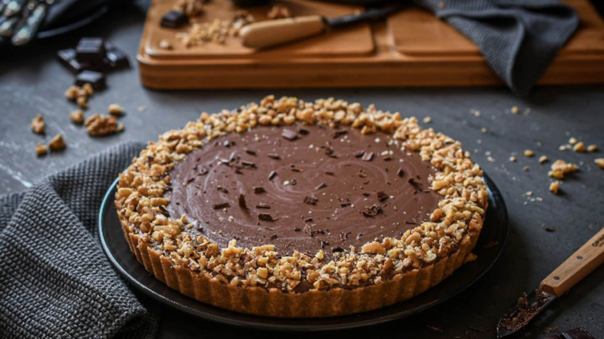 Tarta de chocolate con base de galletas tipo María