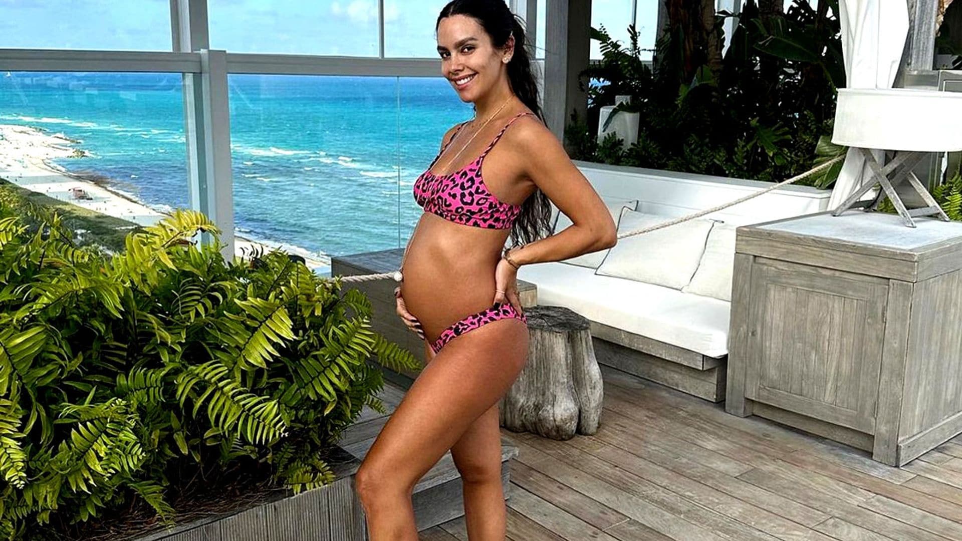 Cristina Pedroche luce embarazo en Miami y comparte emocionada las primeras pataditas de su bebé