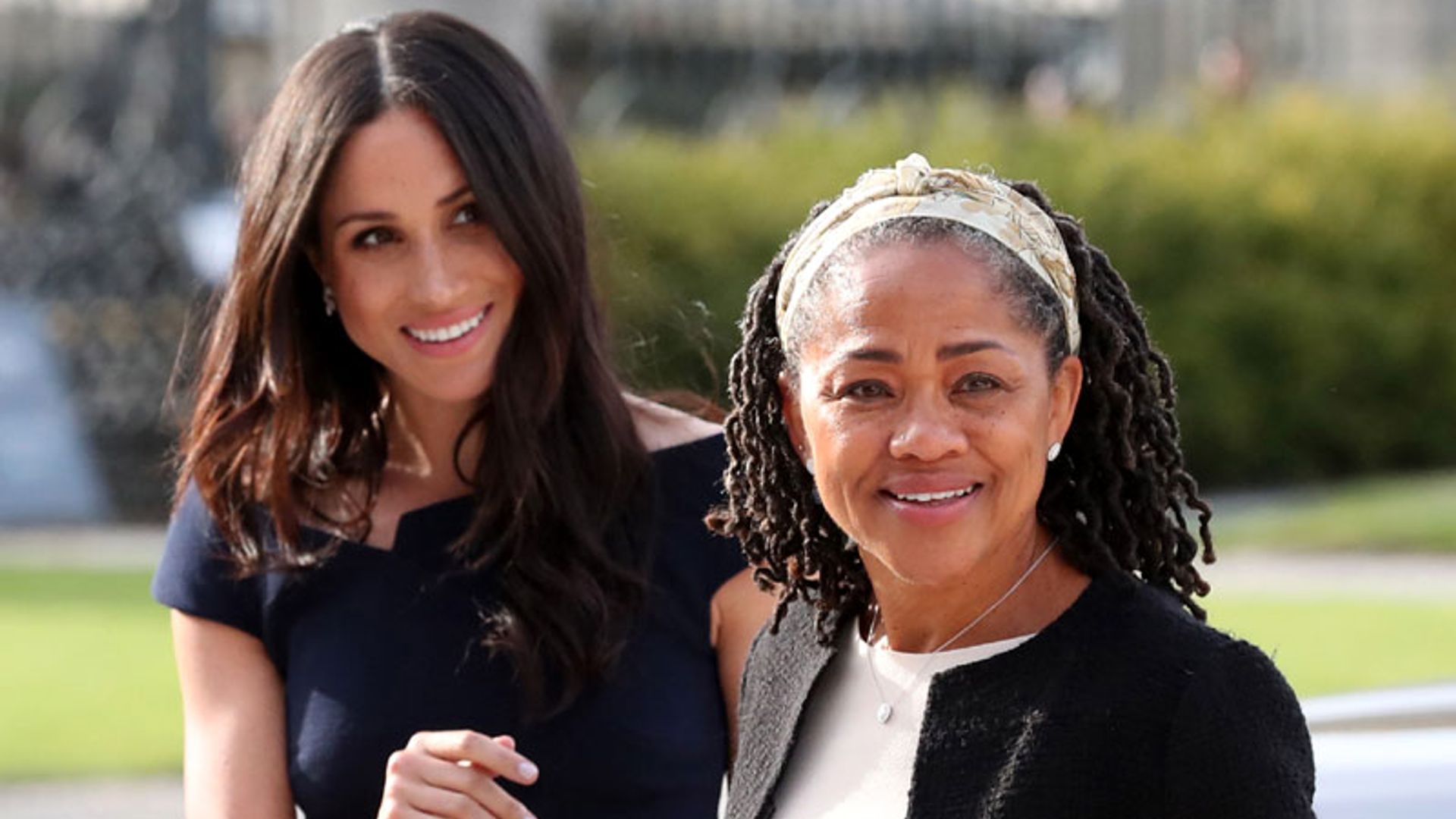 Últimas imágenes de Meghan Markle, junto a su madre, antes de vestirse de novia