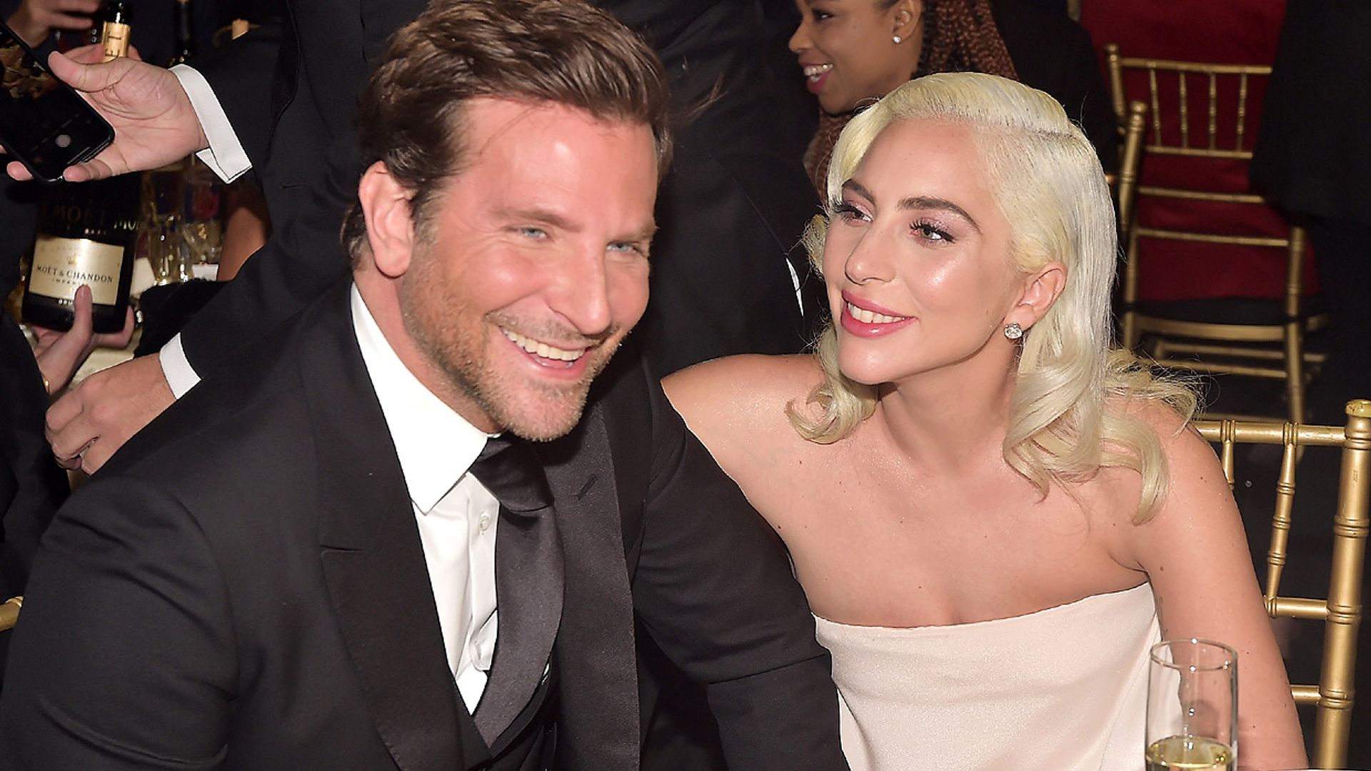 Lady Gaga manda un mensaje a sus fans tras la ruptura de Bradley Cooper e Irina Shayk