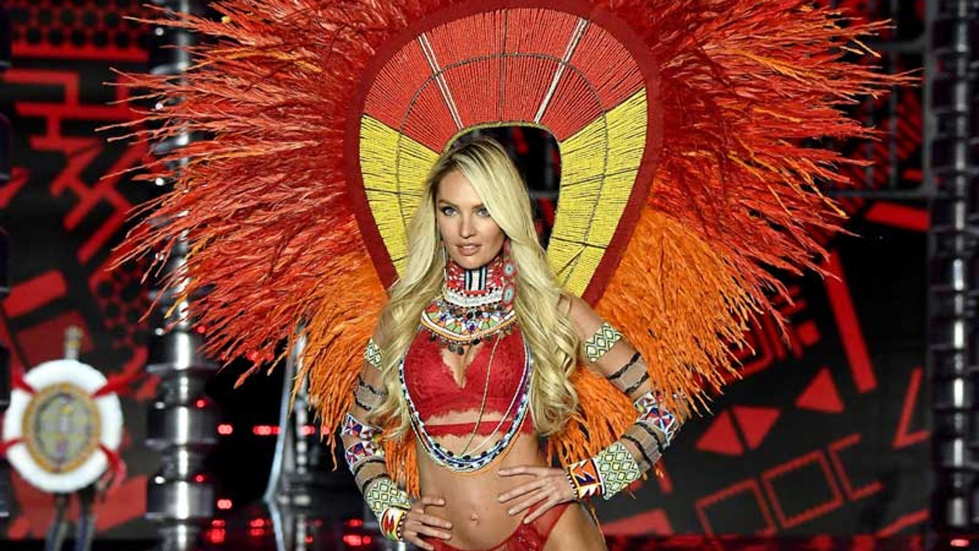 Candice Swanepoel en su retorno como ángel: 'Me siento más fuerte ahora que soy madre'