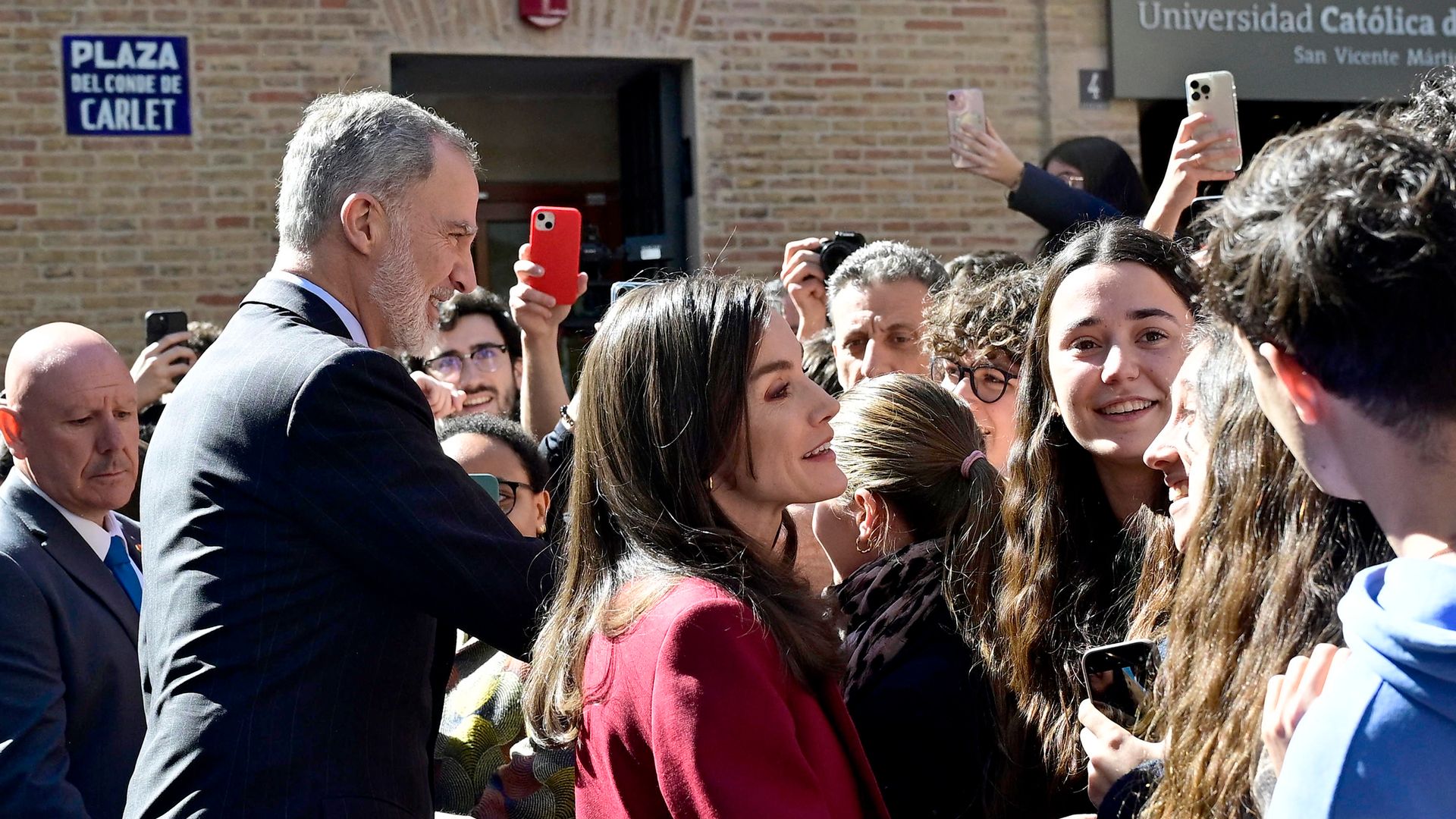 Los Reyes cumplen su promesa y regresan a Valencia para seguir apoyando a los afectados por la DANA