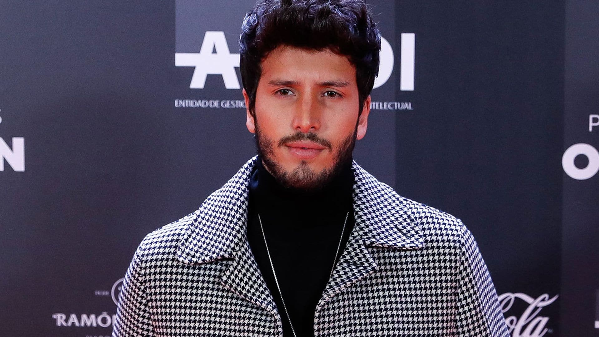 portada sebastian yatra