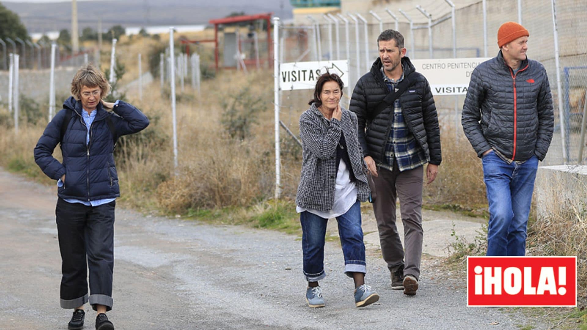 EXCLUSIVA: Iñaki Urdangarin recibe la visita de sus hermanos Clara y Mikel en la cárcel