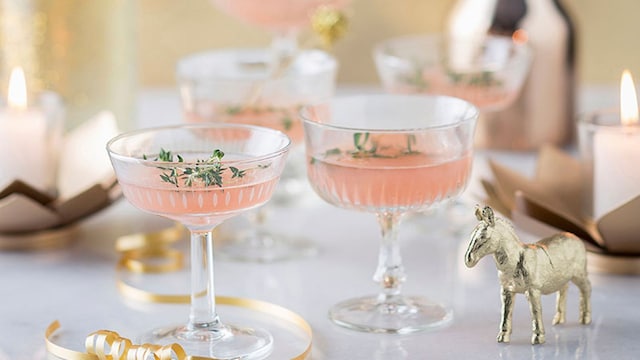 coctel de cava rosado