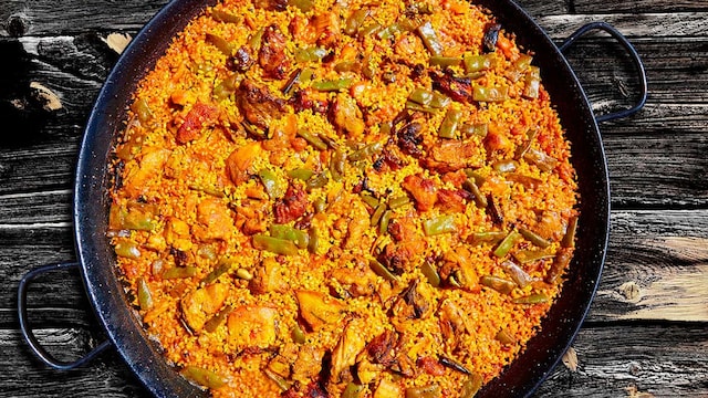 paella age