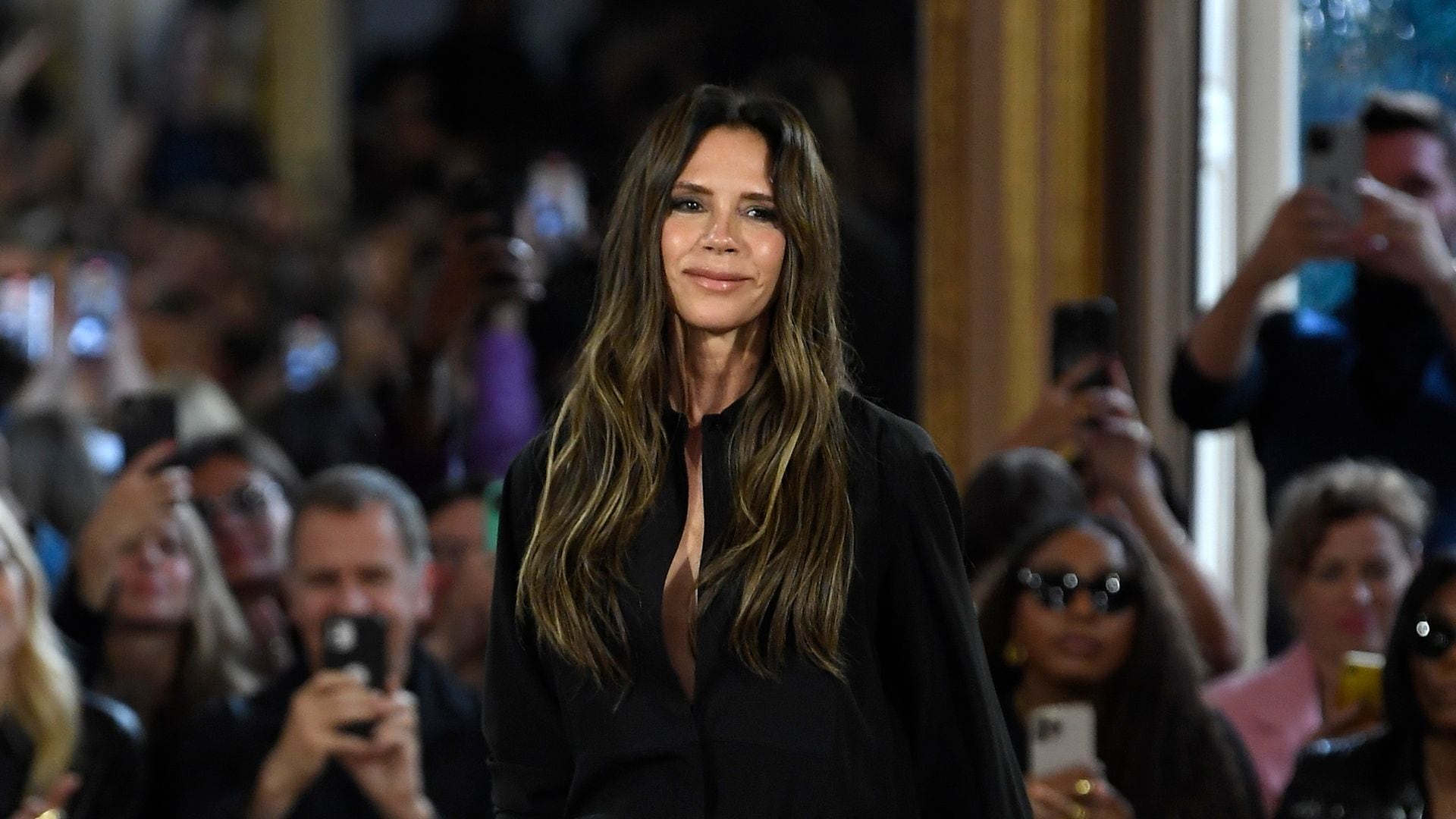 Victoria Beckham desvela que tiene una 'pasarela' en casa y la utiliza para mantenerse en forma