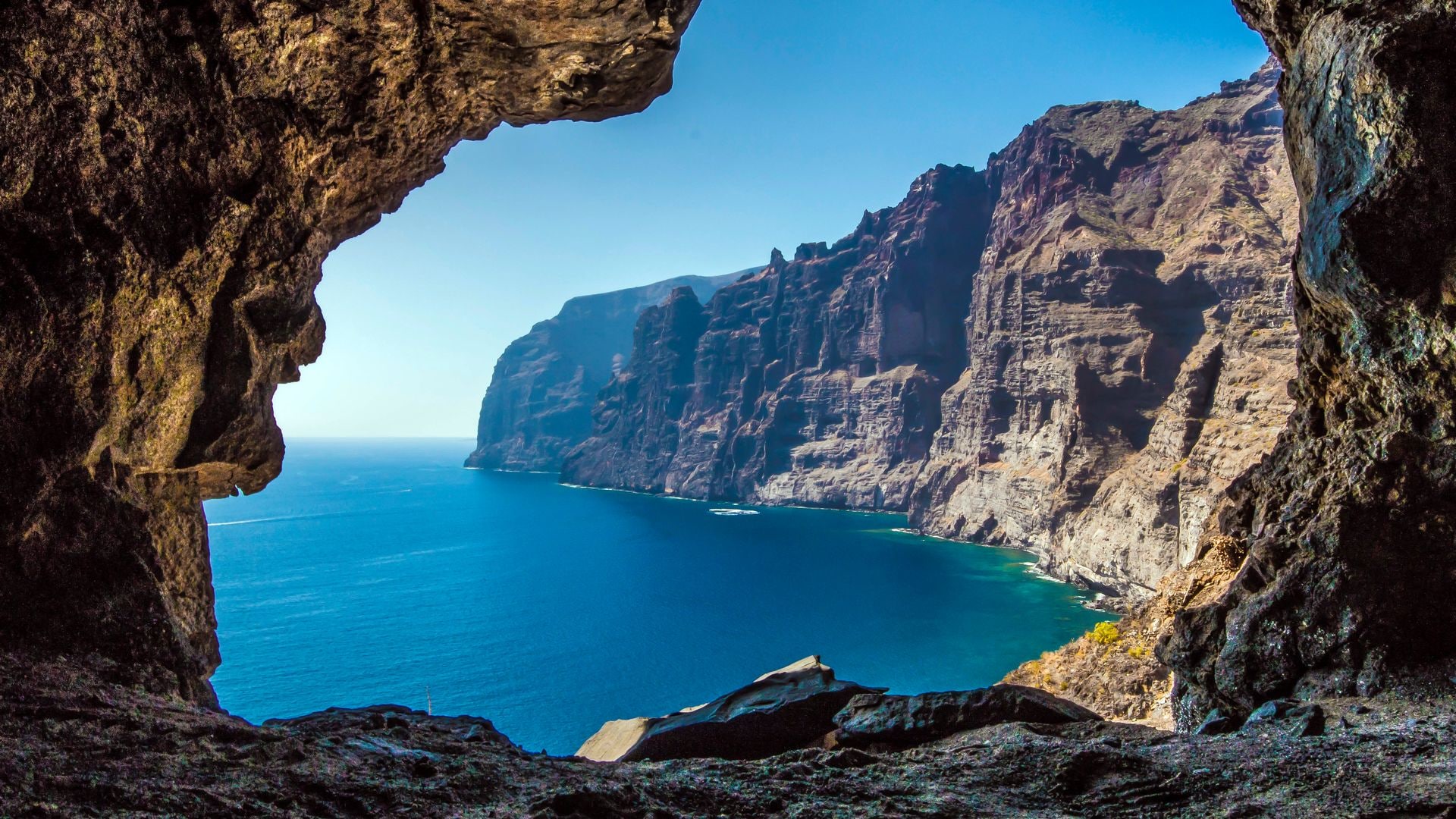 En busca de delfines y volcanes por Santiago del Teide