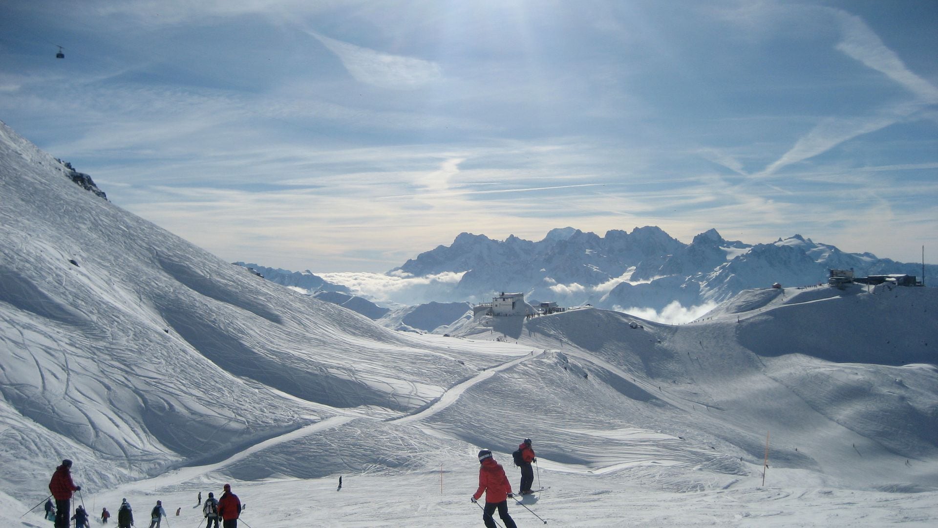 En Verbier, podrás aprender a esquiar o practicar tus habilidades mientras disfrutas de vistas impresionantes. 