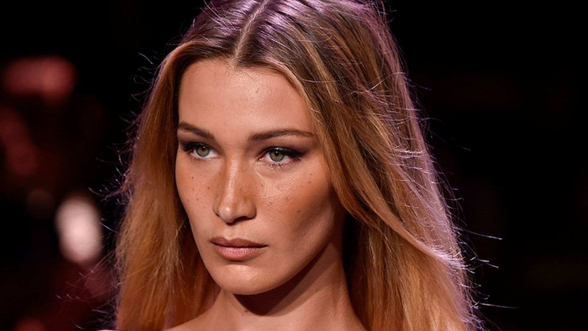 ¿Con qué supermodelo confunden a Bella Hadid por su nuevo color de pelo?