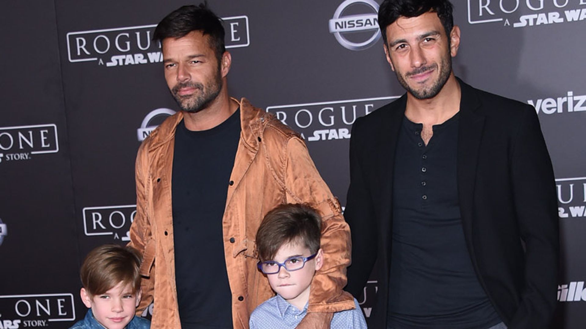 Los hijos de Ricky Martin ¡con papá a la alfombra roja!