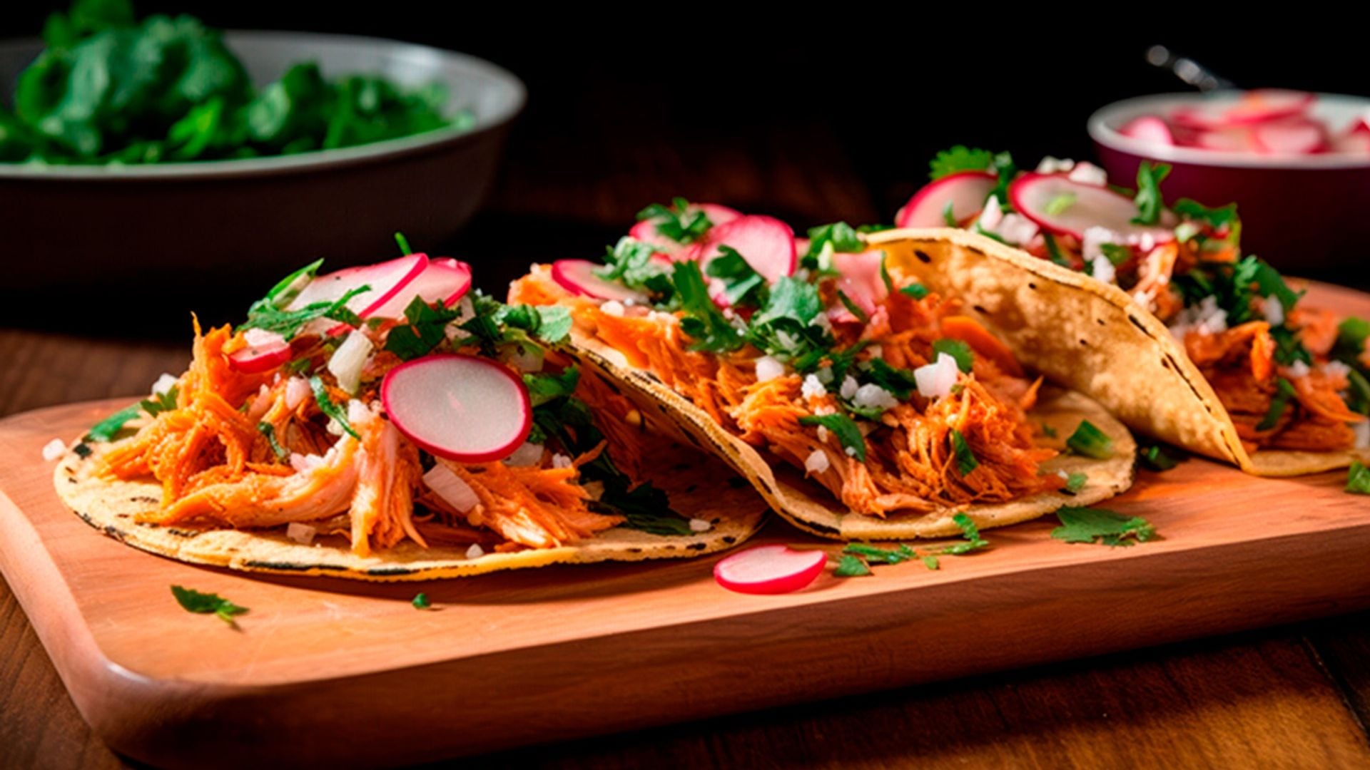 Tacos de tinga de pollo