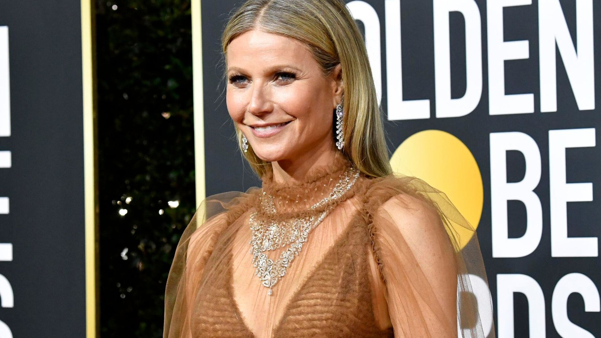 gwyneth paltrow y sus t cnica para una luminosa piel