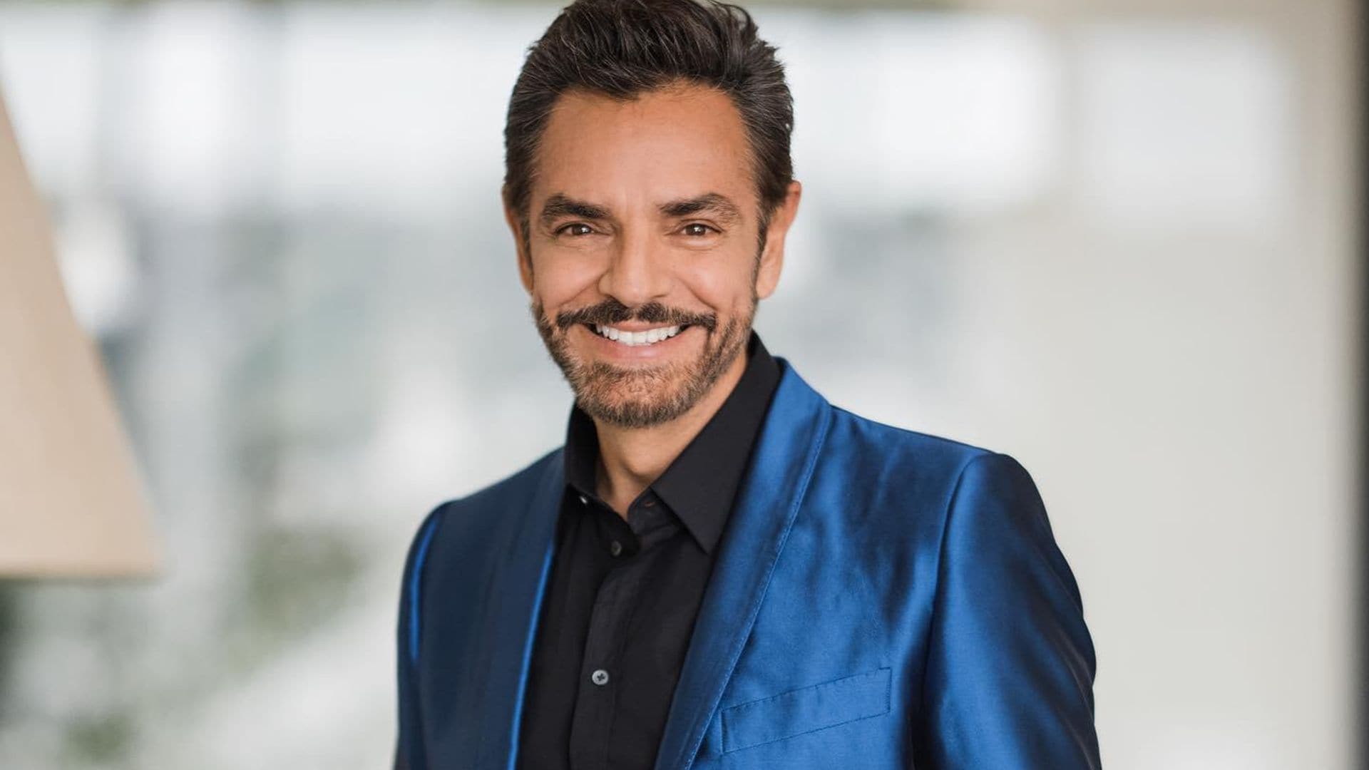 Eugenio Derbez reaparece a dos semanas del delicado accidente que sufrió