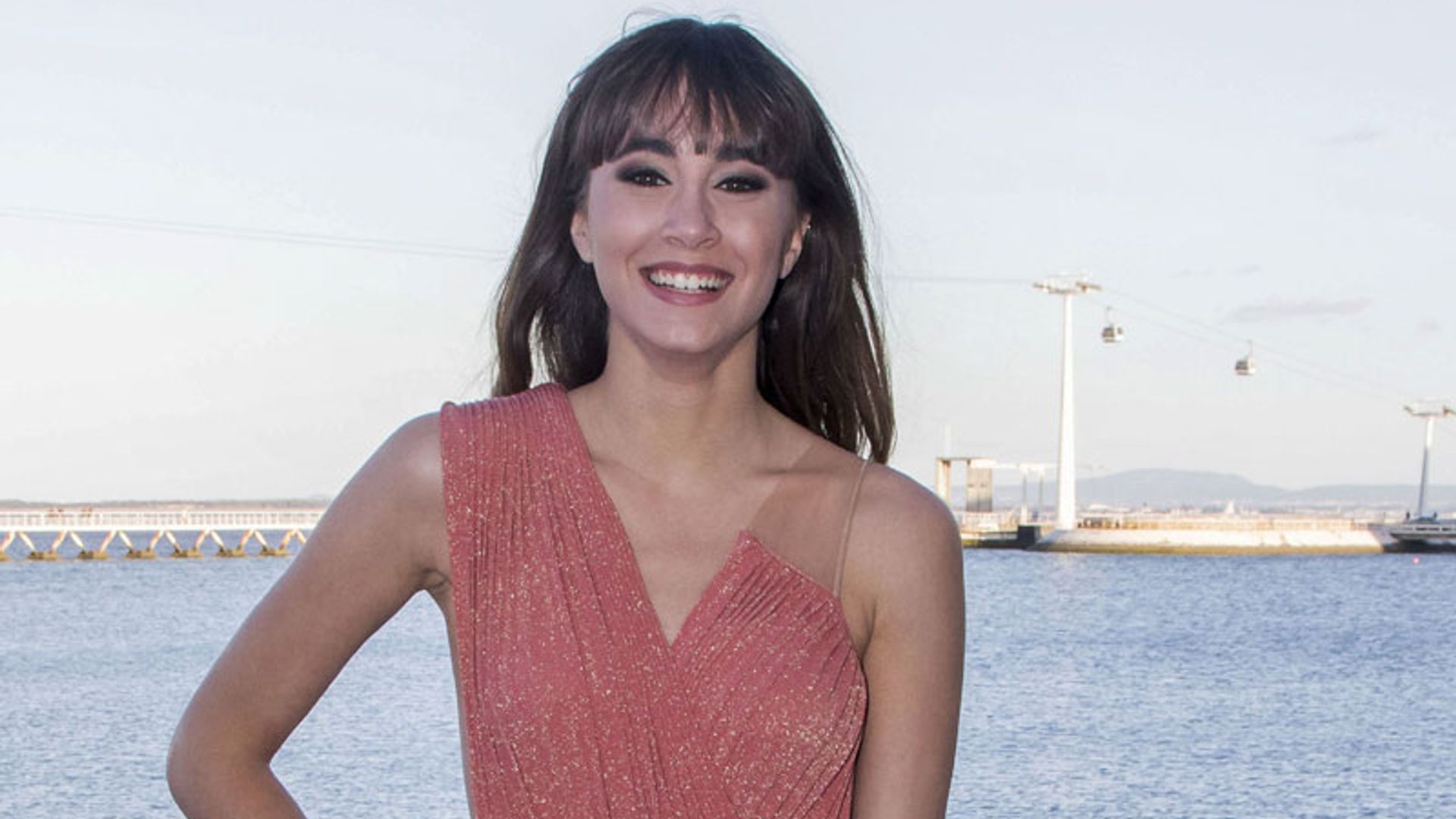 Aitana 'rompe' con su novio Vicente en las redes sociales