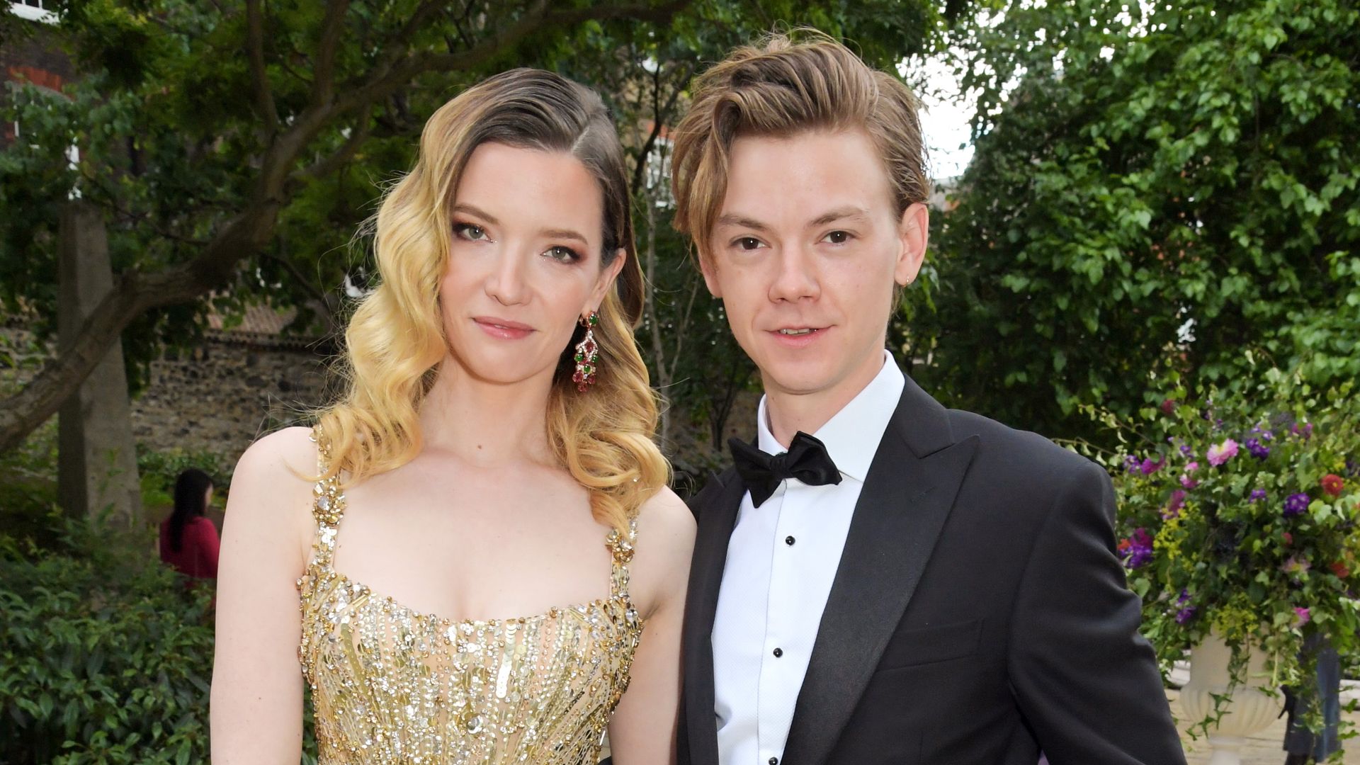 El actor Thomas Brodie-Sangster ('Love Actually') se casa con la exmujer de Elon Musk, ¿acudió el magnate a la boda?