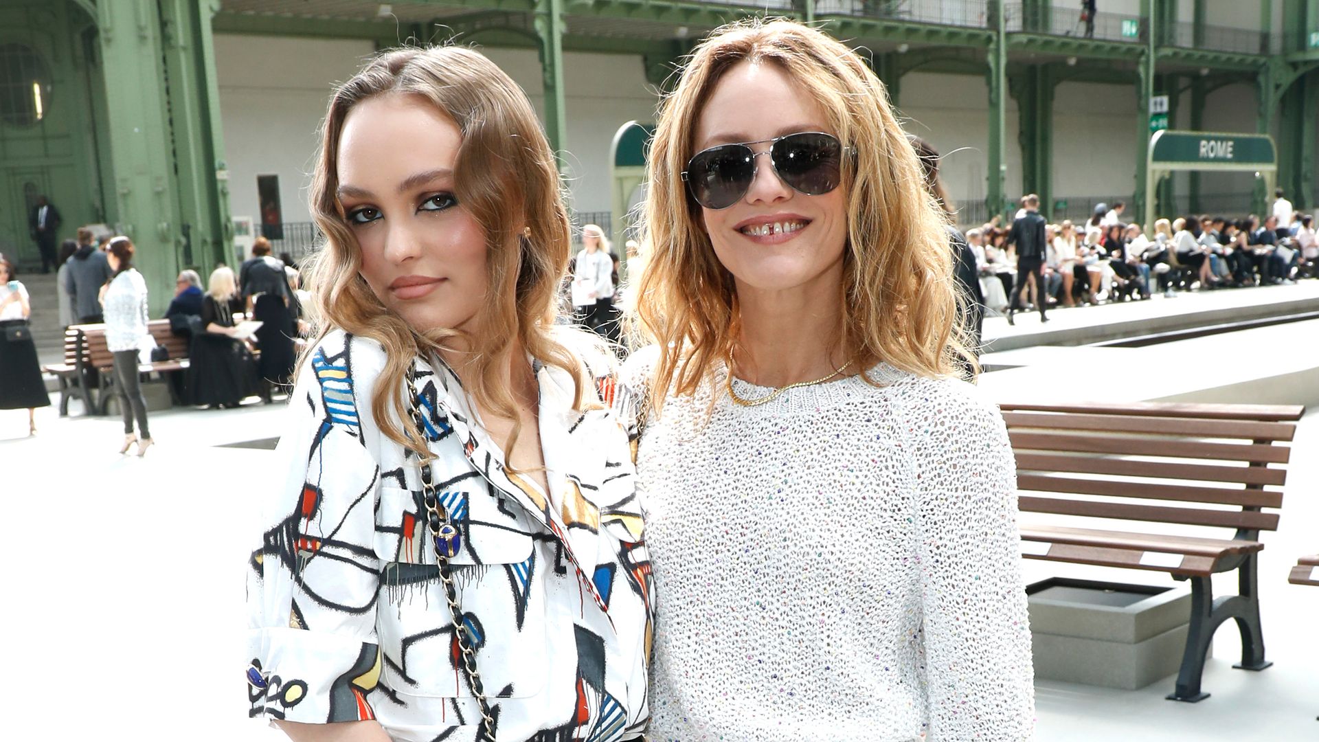 La prueba definitiva de que Lily-Rose Depp es heredera del estilo de Vanessa Paradis