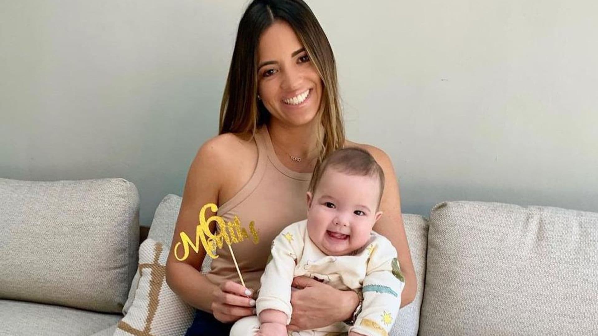 Baby Ford, el pequeño de Pamela Silva, jugando con su gimnasio derretirá tu corazón