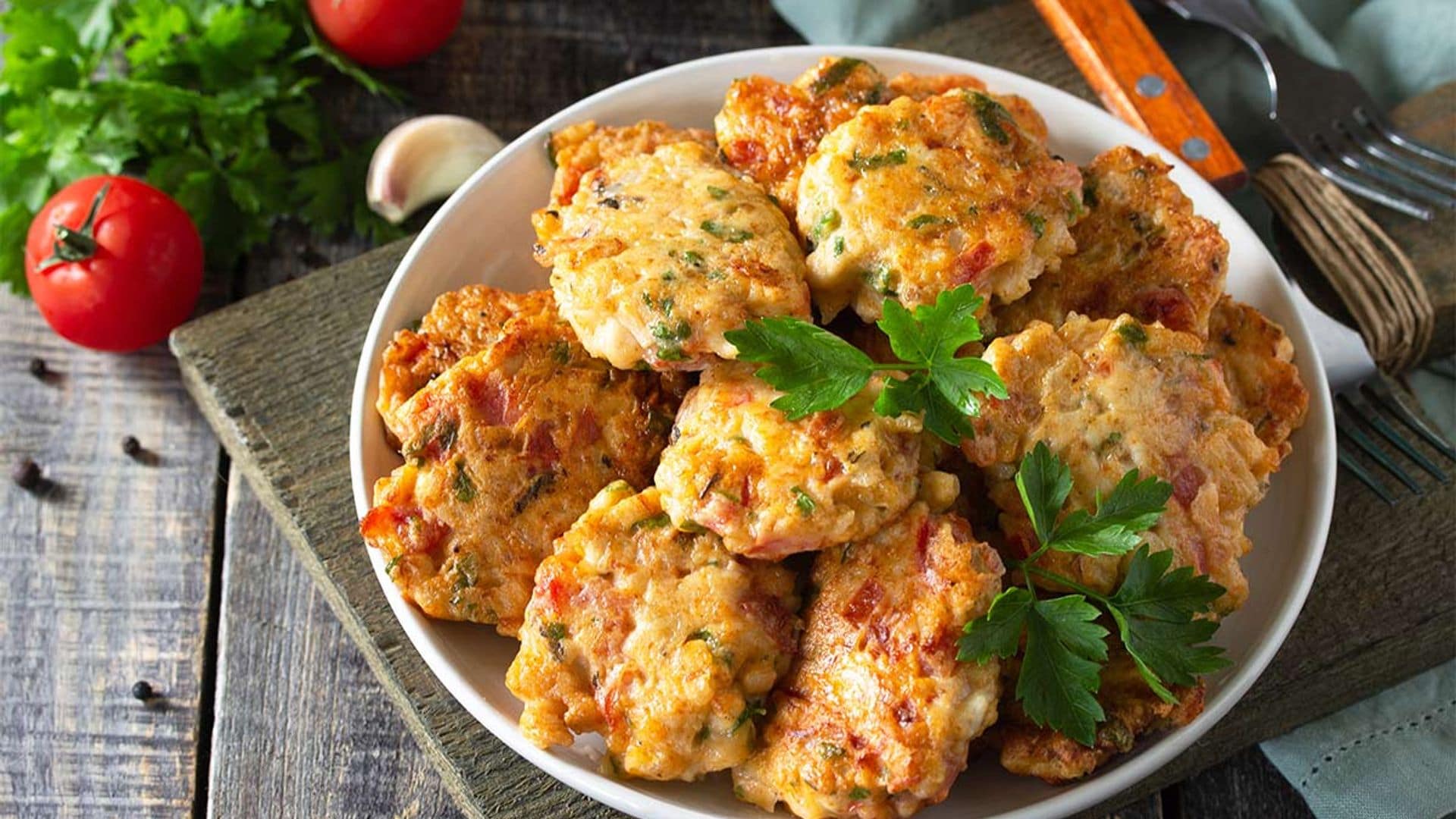 Filetes rusos de pollo, pimiento rojo y puerro