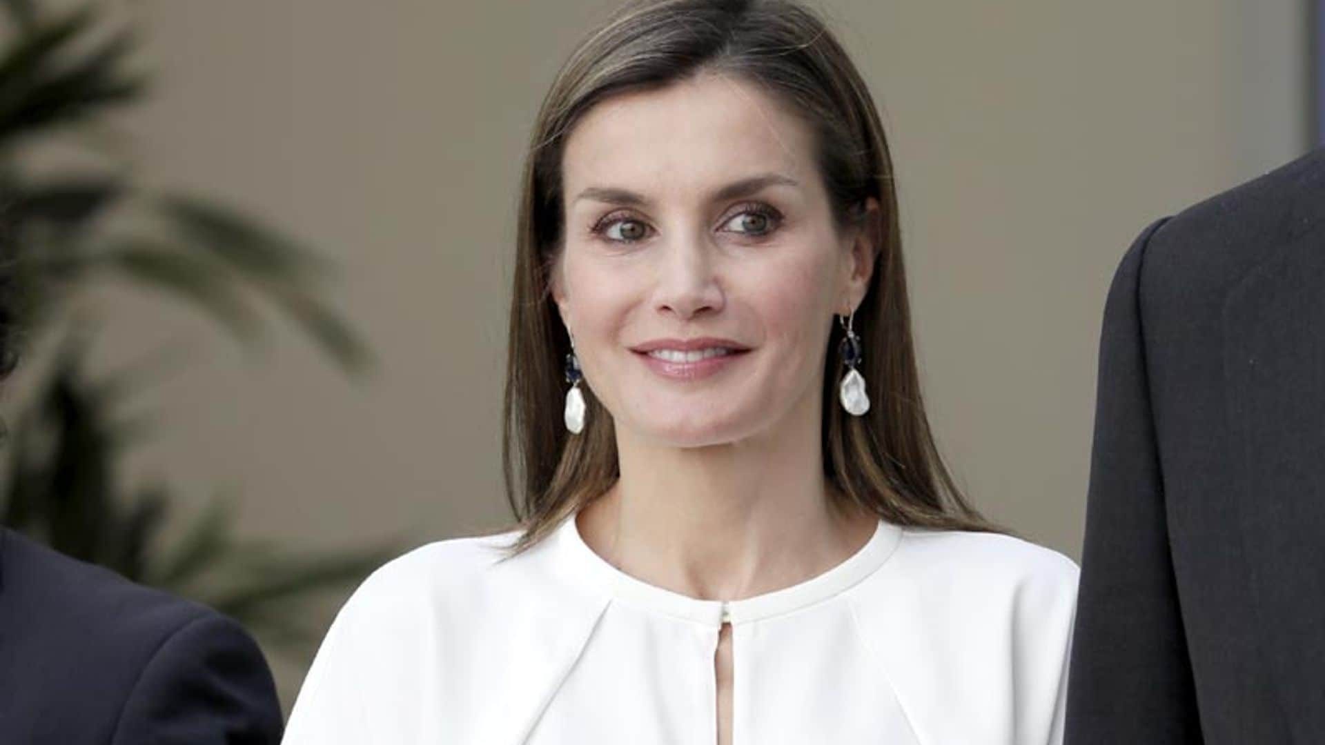 La fórmula recurrente de la reina Letizia en su último ‘look’ antes de las vacaciones