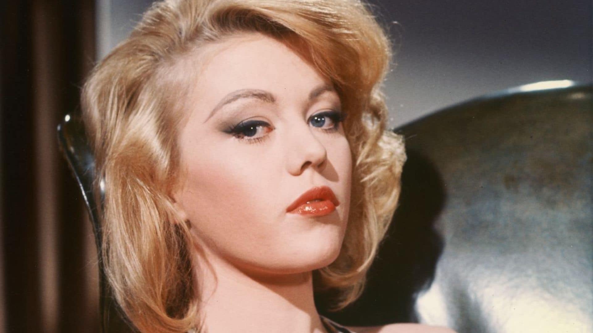 La chica Bond de 'Goldfinger', Margaret Nolan, ha fallecido a los 76 años