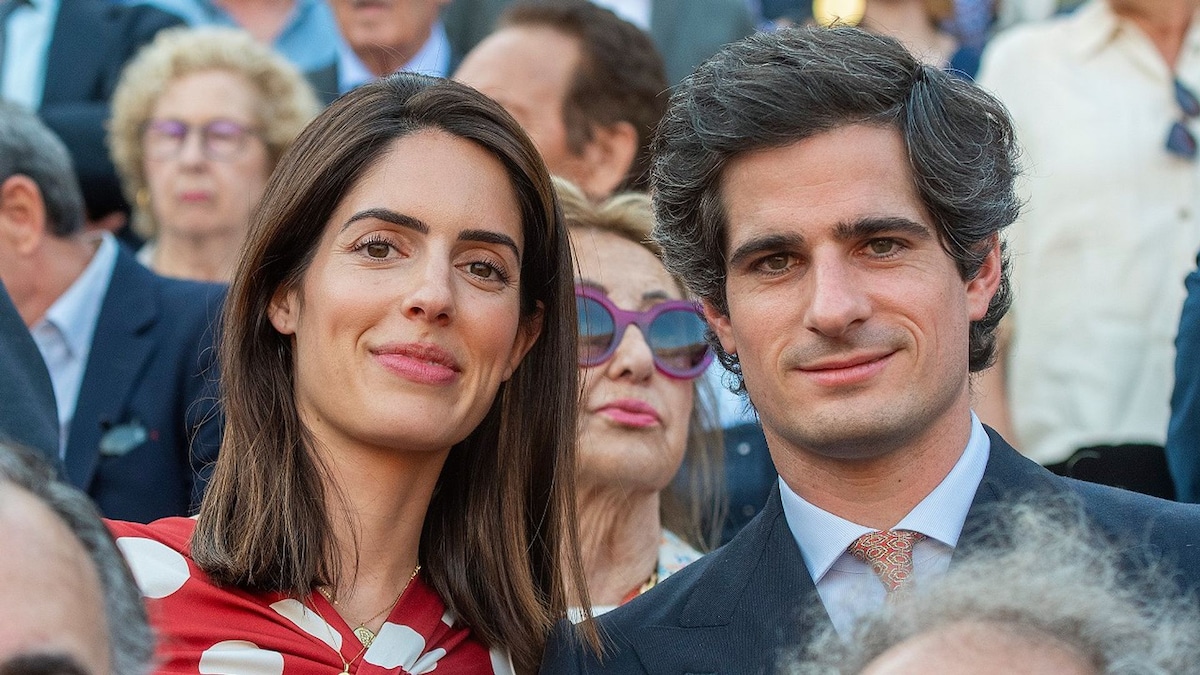 Los duques de Huéscar, Cayetano Martínez de Irujo y muchos más en la última  corrida de toros de la Feria de Abril