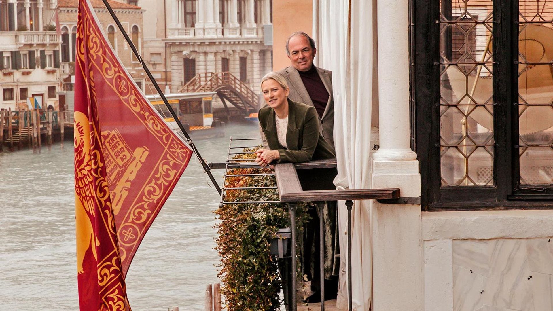 La casa ¡HOLA! de la semana: Entramos en el Palazzo Falier, la joya renacentista de Giovanni y Servane Giol a orillas del gran canal de Venecia