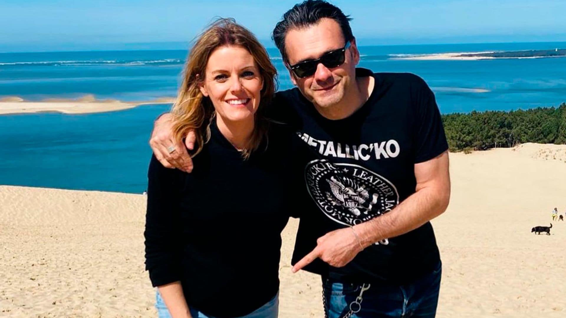 Iñaki López disfruta de unas merecidas vacaciones junto a una embarazadísima Andrea Ropero