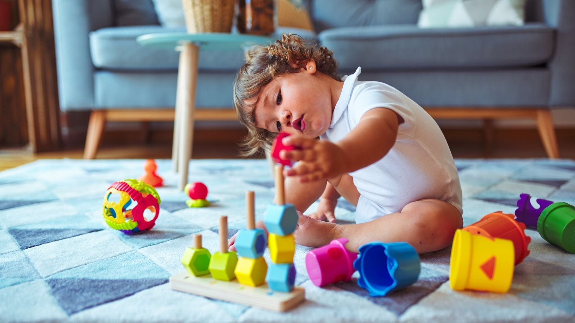 Juguetes educativos para regalar esta Navidad según la edad