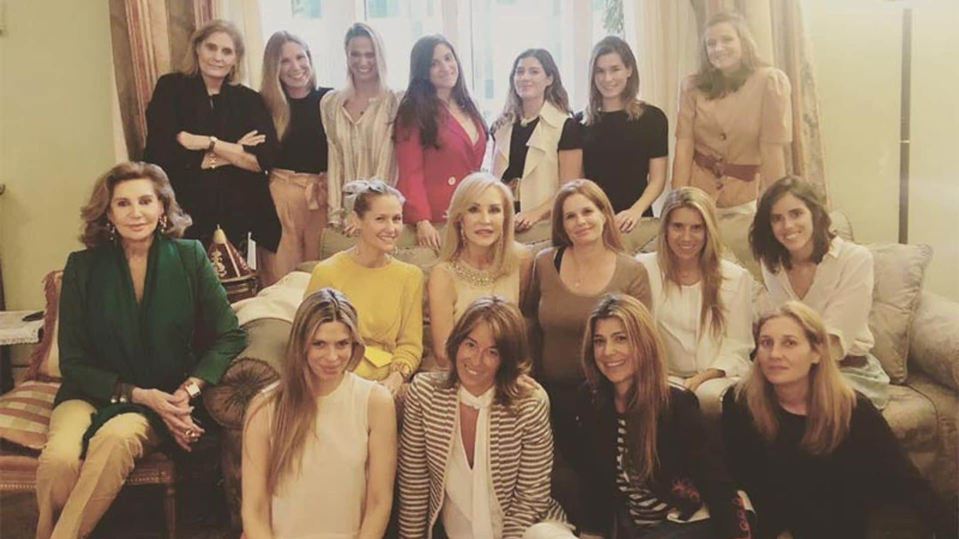 Carmen Lomana prepara a Olivia de Borbón la 'babyshower' de su hijo Fernando