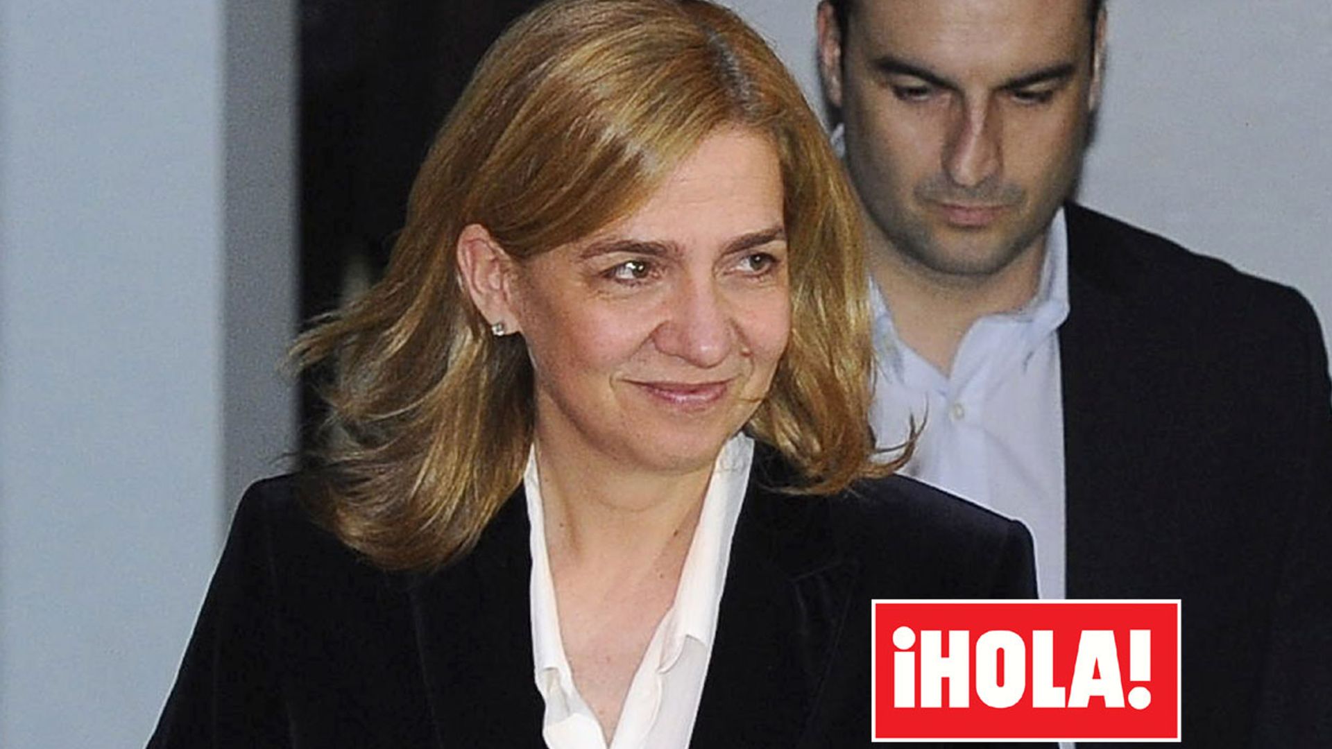 En ¡HOLA!, las imágenes de la infanta Cristina, que vuelve a España para estar más cerca de Iñaki Urdangarin en Semana Santa